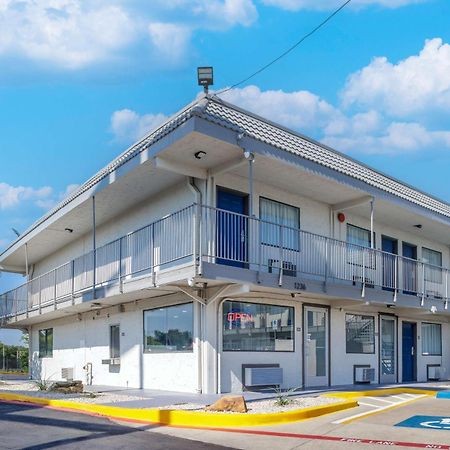 Motel 6 Fort Worth, Tx East Екстер'єр фото