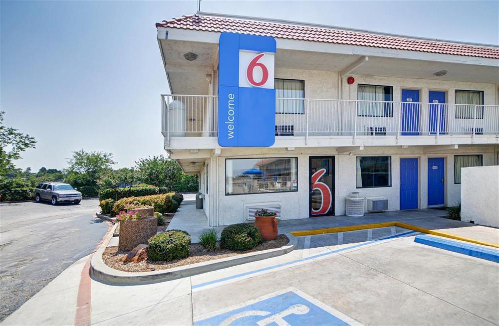 Motel 6 Fort Worth, Tx East Екстер'єр фото