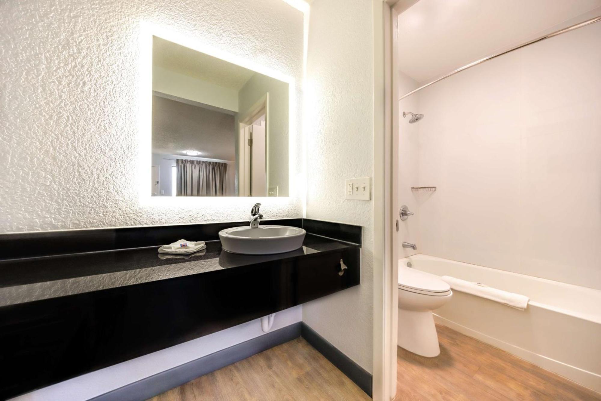 Motel 6 Fort Worth, Tx East Екстер'єр фото