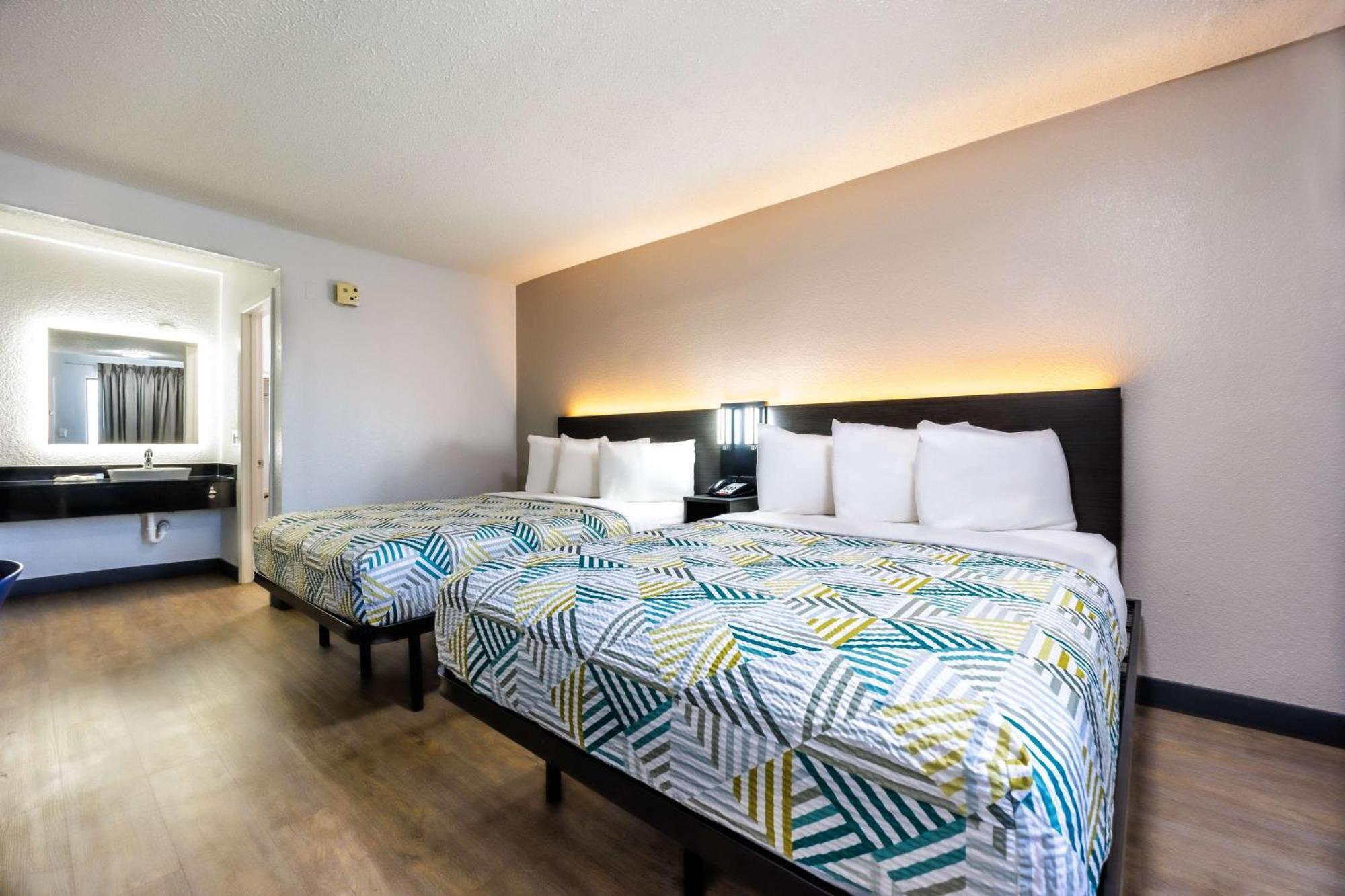 Motel 6 Fort Worth, Tx East Екстер'єр фото