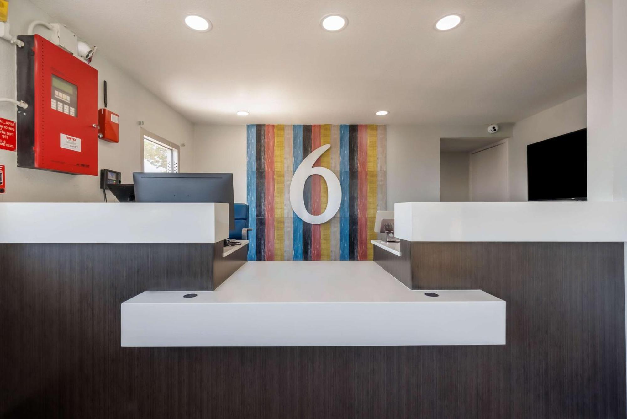 Motel 6 Fort Worth, Tx East Екстер'єр фото